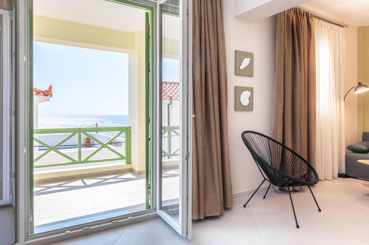 Corali Suites Andros Batsi Exterior foto
