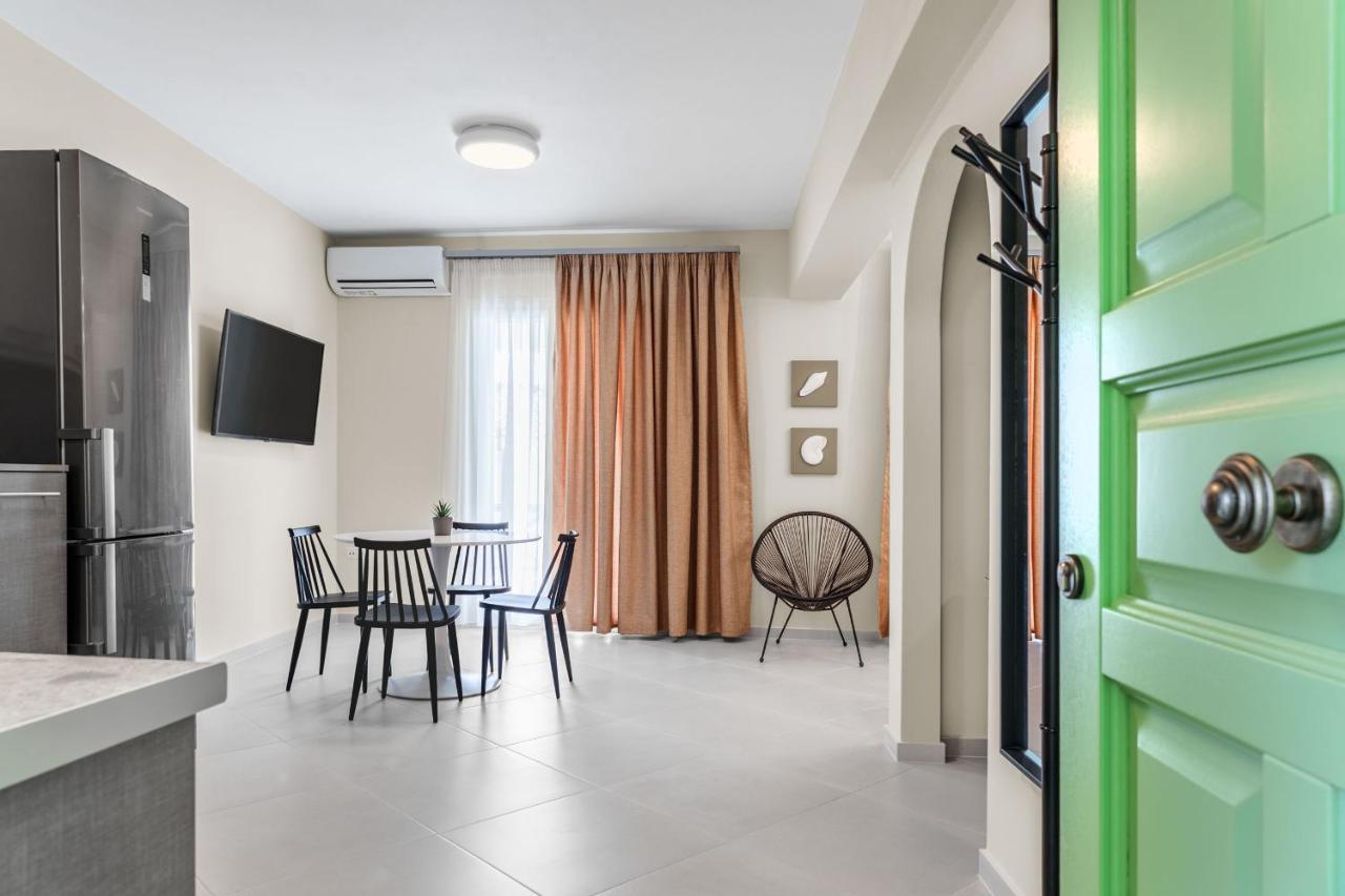 Corali Suites Andros Batsi Exterior foto